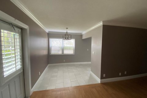 Copropriété à louer à West Palm Beach, Floride: 2 chambres, 74.14 m2 № 2431325 - photo 12