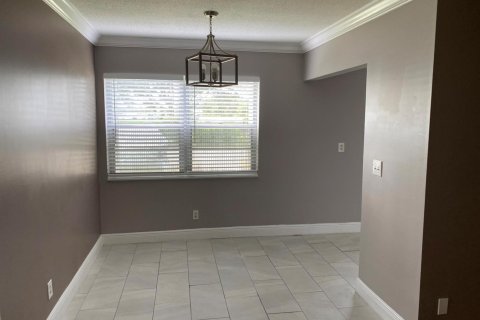 Copropriété à louer à West Palm Beach, Floride: 2 chambres, 74.14 m2 № 2431325 - photo 13