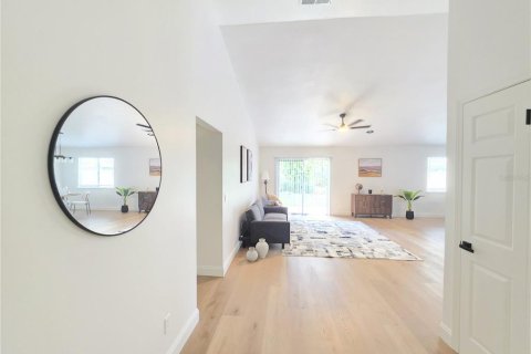 House in Jacksonville, Florida 3 bedrooms, 128.95 sq.m. № 2315279 - photo 5