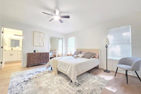 House in Jacksonville, Florida 3 bedrooms, 128.95 sq.m. № 2315279 - photo 24