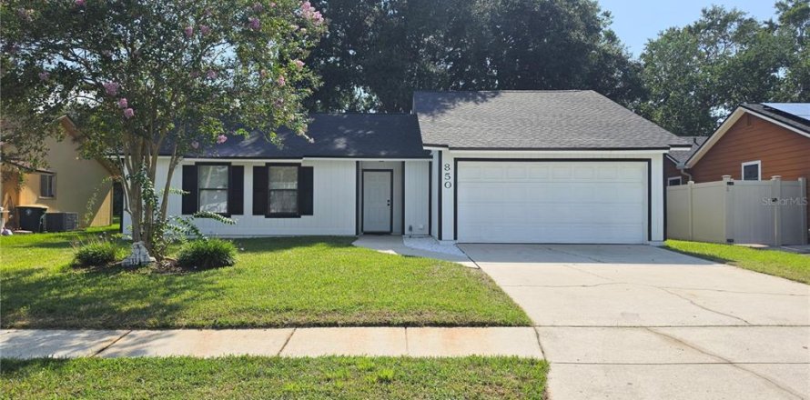 House in Jacksonville, Florida 3 bedrooms, 128.95 sq.m. № 2315279