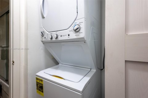 Купить кондоминиум в Бока-Ратон, Флорида 1 спальня, 53.51м2, № 2032558 - фото 14