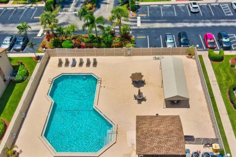 Купить кондоминиум в Бока-Ратон, Флорида 1 спальня, 53.51м2, № 2032558 - фото 24