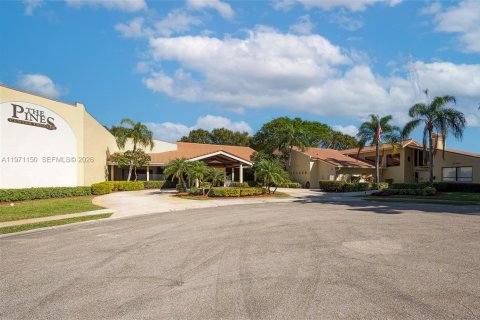 Купить кондоминиум в Бока-Ратон, Флорида 1 спальня, 53.51м2, № 2032558 - фото 20