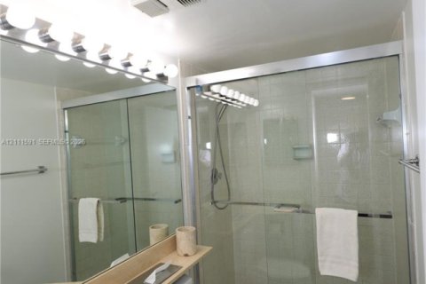 Copropriété à louer à Miami, Floride: 1 chambre, 91.97 m2 № 2439392 - photo 21