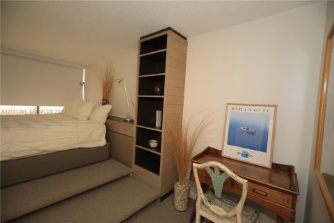 Copropriété à louer à Miami, Floride: 1 chambre, 91.97 m2 № 2439392 - photo 22