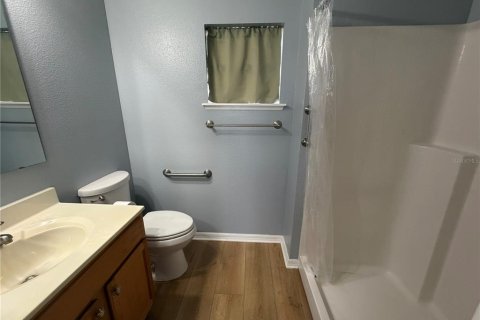 House in Winter Haven, Florida 3 bedrooms, 144.46 sq.m. № 2393729 - photo 18
