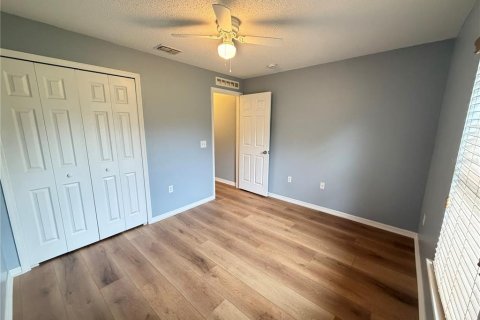 House in Winter Haven, Florida 3 bedrooms, 144.46 sq.m. № 2393729 - photo 22