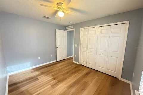 House in Winter Haven, Florida 3 bedrooms, 144.46 sq.m. № 2393729 - photo 27