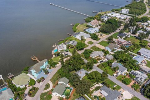 House in Bradenton, Florida 3 bedrooms, 150.04 sq.m. № 1734692 - photo 22
