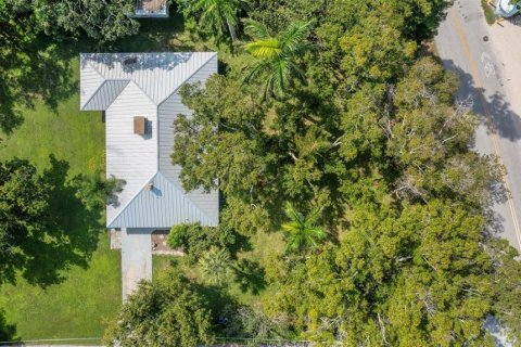 House in Bradenton, Florida 3 bedrooms, 150.04 sq.m. № 1734692 - photo 23
