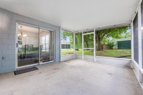 House in Orlando, Florida 3 bedrooms, 129.88 sq.m. № 1816770 - photo 8