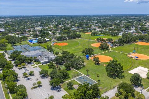 Casa en venta en Saint Petersburg, Florida, 3 dormitorios, 99.87 m2 № 1782856 - foto 29
