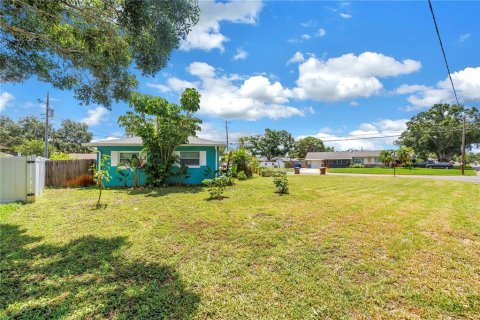 Casa en venta en Saint Petersburg, Florida, 3 dormitorios, 99.87 m2 № 1782856 - foto 24