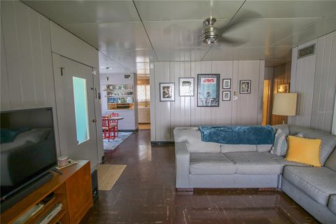 Casa en venta en Tampa, Florida, 2 dormitorios, 117.24 m2 № 1866519 - foto 14