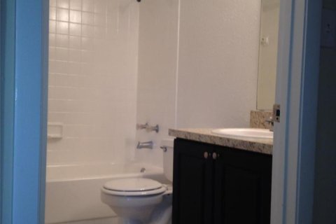 Copropriété à louer à Pembroke Pines, Floride: 3 chambres, 101.54 m2 № 2401411 - photo 11