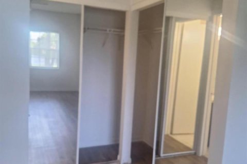 Copropriété à louer à Pembroke Pines, Floride: 3 chambres, 101.54 m2 № 2401411 - photo 9