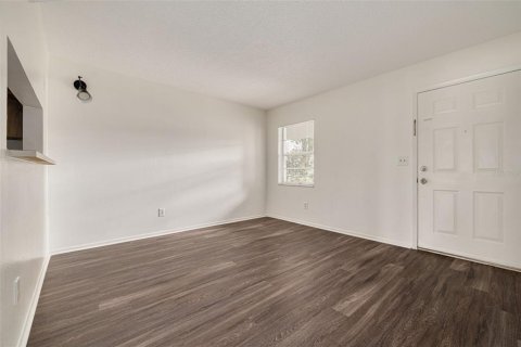 Condo in Tampa, Florida, 1 bedroom  № 1866143 - photo 4