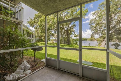 Condo in Tampa, Florida, 1 bedroom  № 1866143 - photo 14