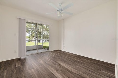 Condo in Tampa, Florida, 1 bedroom  № 1866143 - photo 11