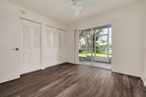 Condo in Tampa, Florida, 1 bedroom  № 1866143 - photo 13