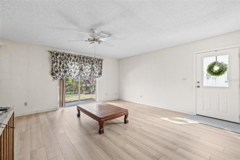 Casa en venta en Sun City Center, Florida, 2 dormitorios, 109.62 m2 № 1900303 - foto 8