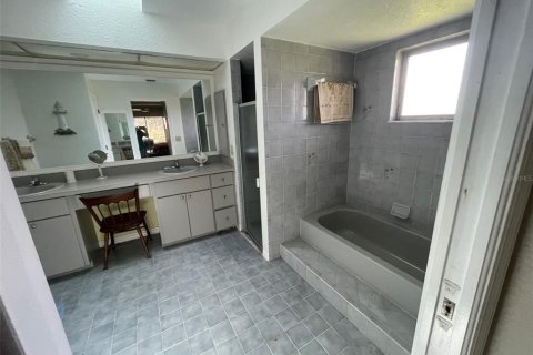 Снять в аренду виллу или дом в Пунта-Горда, Флорида 3 спальни, 206.99м2, № 2280014 - фото 7