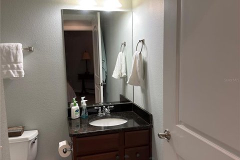 Condo in Tampa, Florida, 2 bedrooms  № 2133587 - photo 26