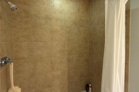 Condo in Tampa, Florida, 2 bedrooms  № 2133587 - photo 24