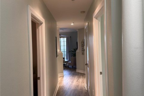 Condo in Tampa, Florida, 2 bedrooms  № 2133587 - photo 7