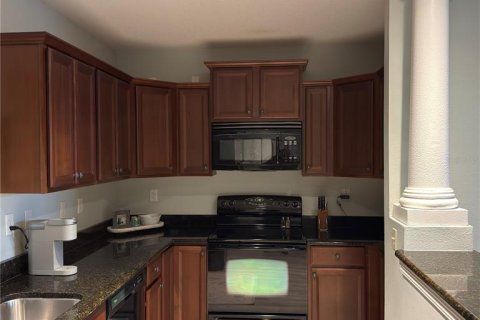 Condo in Tampa, Florida, 2 bedrooms  № 2133587 - photo 9