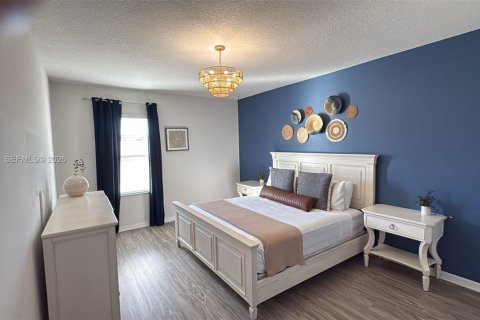 Casa en alquiler en Kissimmee, Florida, 8 dormitorios № 2152836 - foto 13