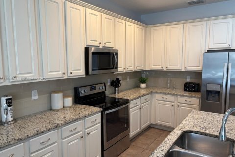Casa en alquiler en Kissimmee, Florida, 8 dormitorios № 2152836 - foto 7