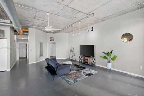 Купить кондоминиум в Майами, Флорида 2 спальни, 125.51м2, № 2036202 - фото 13