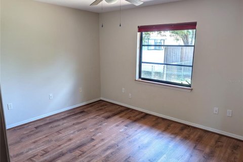 House in Venice, Florida 3 bedrooms, 148.74 sq.m. № 2151125 - photo 22