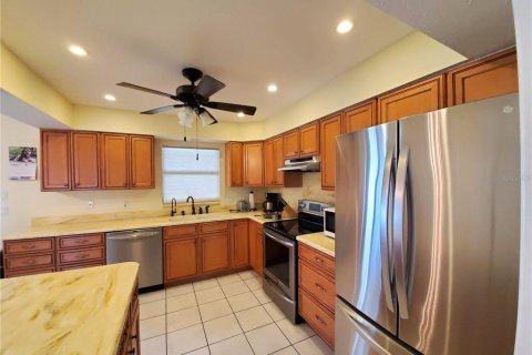 House in Venice, Florida 3 bedrooms, 148.74 sq.m. № 2151125 - photo 10
