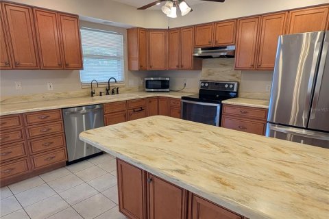 House in Venice, Florida 3 bedrooms, 148.74 sq.m. № 2151125 - photo 8