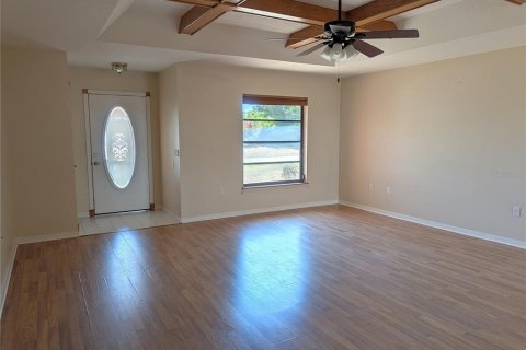 House in Venice, Florida 3 bedrooms, 148.74 sq.m. № 2151125 - photo 6
