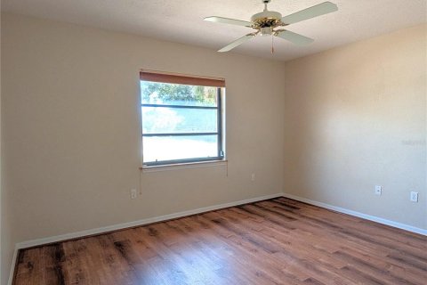 House in Venice, Florida 3 bedrooms, 148.74 sq.m. № 2151125 - photo 24