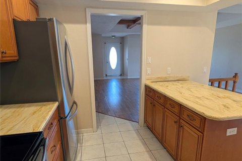 House in Venice, Florida 3 bedrooms, 148.74 sq.m. № 2151125 - photo 11