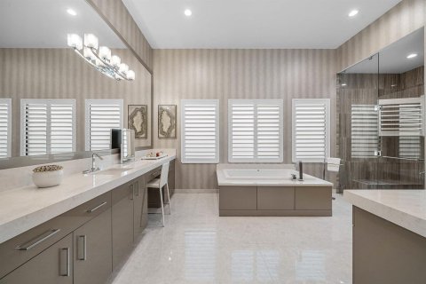 House in Boca Raton, Florida 3 bedrooms, 297.84 sq.m. № 2399979 - photo 24