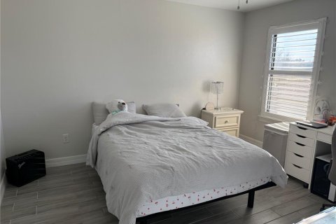 Villa ou maison à louer à North Port, Floride: 4 chambres, 265.33 m2 № 2166439 - photo 20