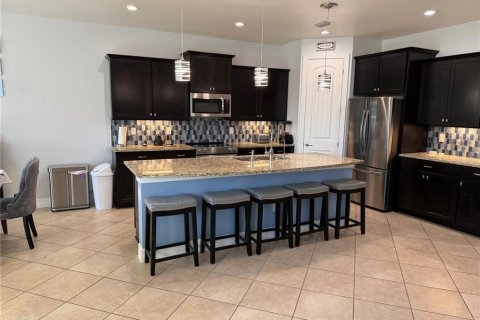 Villa ou maison à louer à North Port, Floride: 4 chambres, 265.33 m2 № 2166439 - photo 7