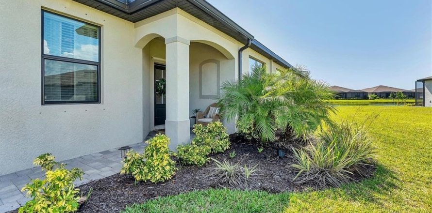 Casa en Port Charlotte, Florida 2 dormitorios, 146.88 m2 № 1902297