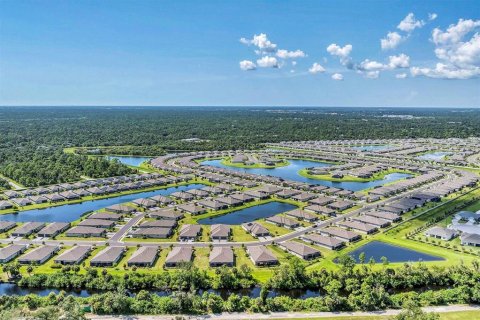 Casa en venta en Port Charlotte, Florida, 2 dormitorios, 146.88 m2 № 1902297 - foto 2