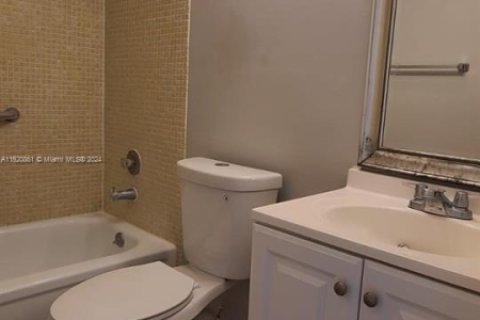 Condo in West Palm Beach, Florida, 1 bedroom  № 1241586 - photo 12