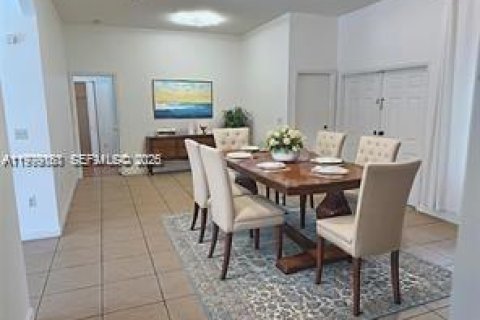 Снять в аренду виллу или дом в Майами, Флорида 3 спальни, 166.39м2, № 2046434 - фото 6