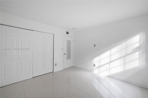Townhouse in Aventura, Florida 2 bedrooms, 101.82 sq.m. № 1997316 - photo 24