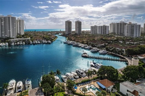 Townhouse in Aventura, Florida 2 bedrooms, 101.82 sq.m. № 1997316 - photo 27