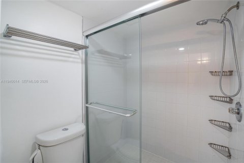 Townhouse in Aventura, Florida 2 bedrooms, 101.82 sq.m. № 1997316 - photo 18